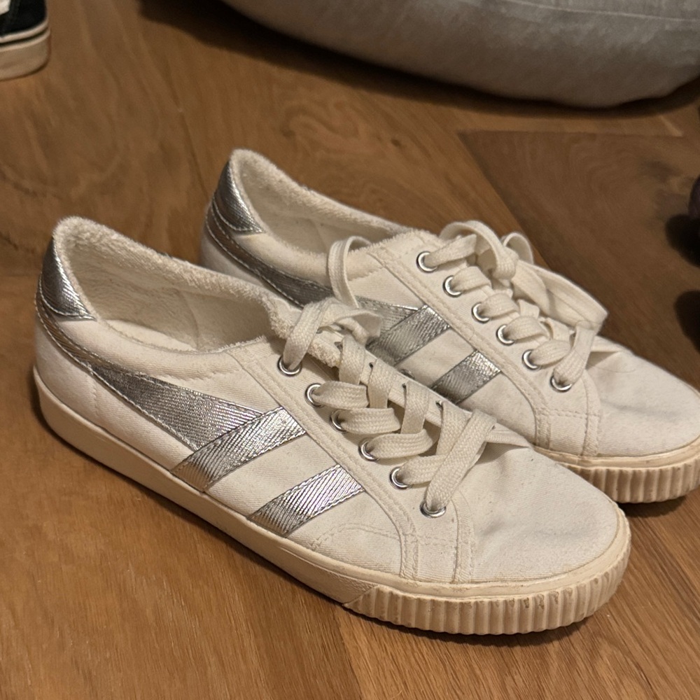 Gola Women's White and Silver Sneakers